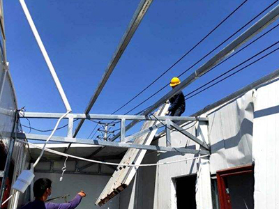 百特物业-保洁服务如何做好彩钢板表面清洁保养工作？